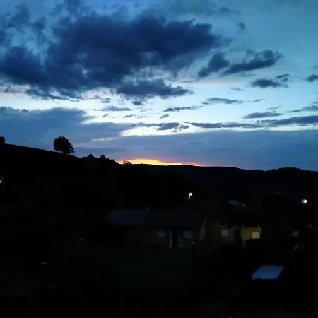 Casa De Aldea El Boje Faedo (Valdes, Asturias)