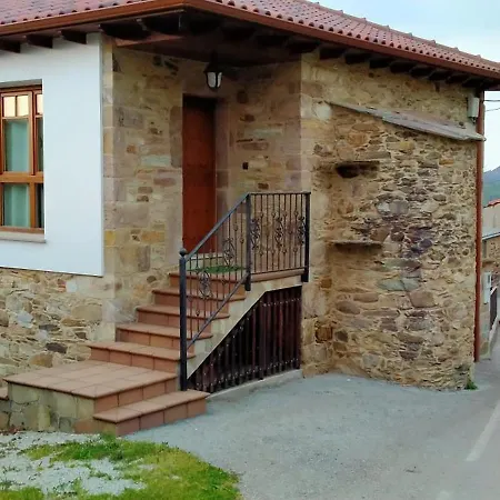 Casa De Aldea El Boje