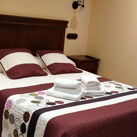 Casa De Aldea El Boje Faedo (Valdes, Asturias)