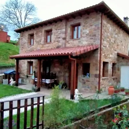 Casa De Aldea El Boje * Faedo (Valdes, Asturias)